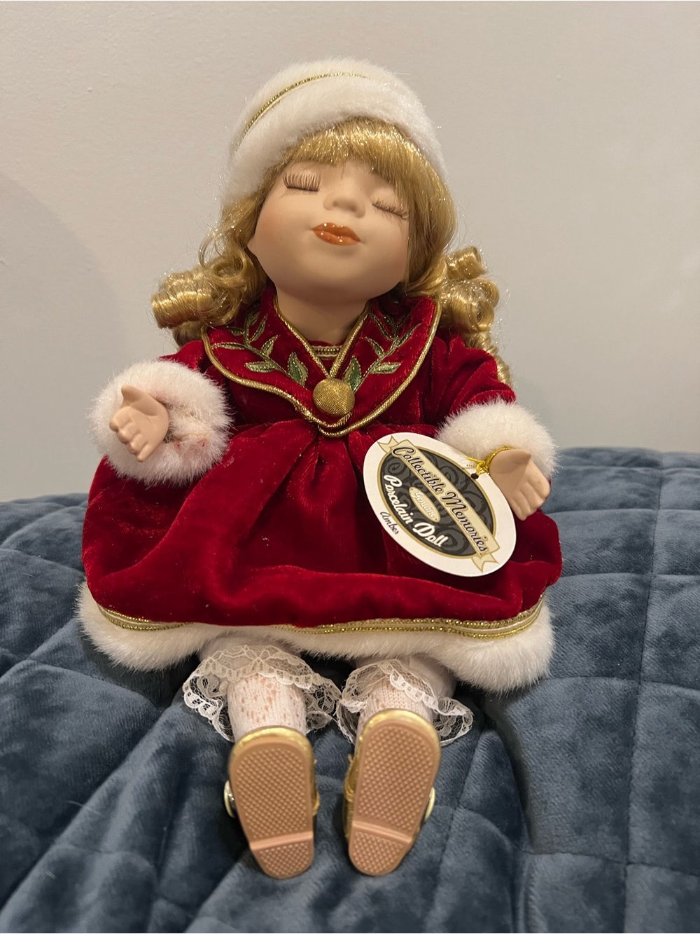 Dan Dee Porcelain Wind Up Animated Musical Doll - “Amber”